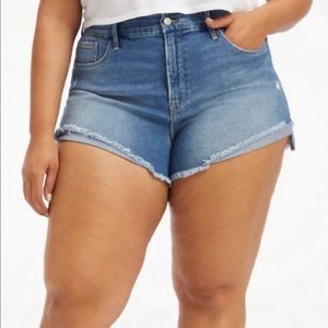 Good American Good Curve Short Size 20